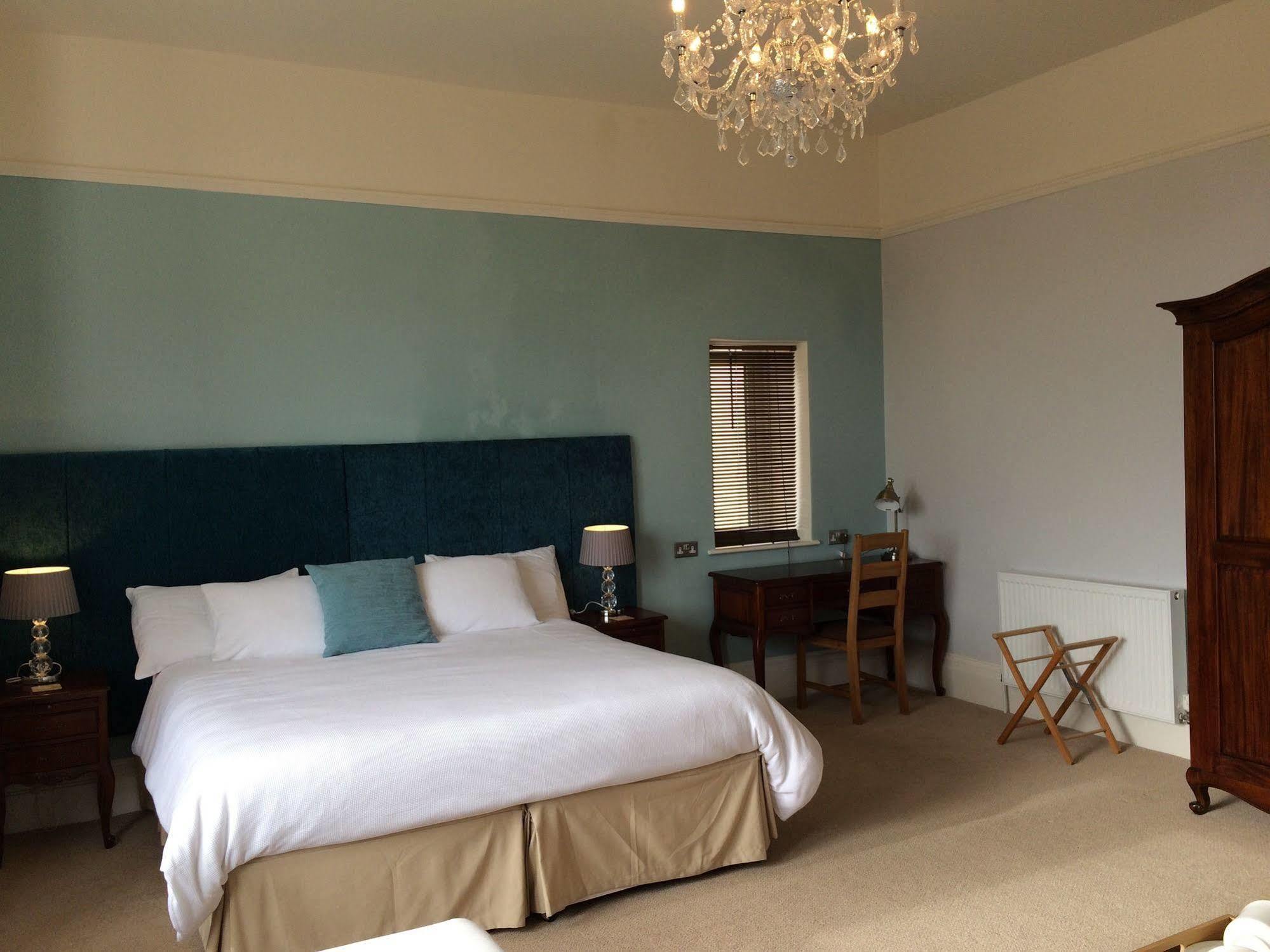 טורקוואי Crofton House Hotel מראה חיצוני תמונה